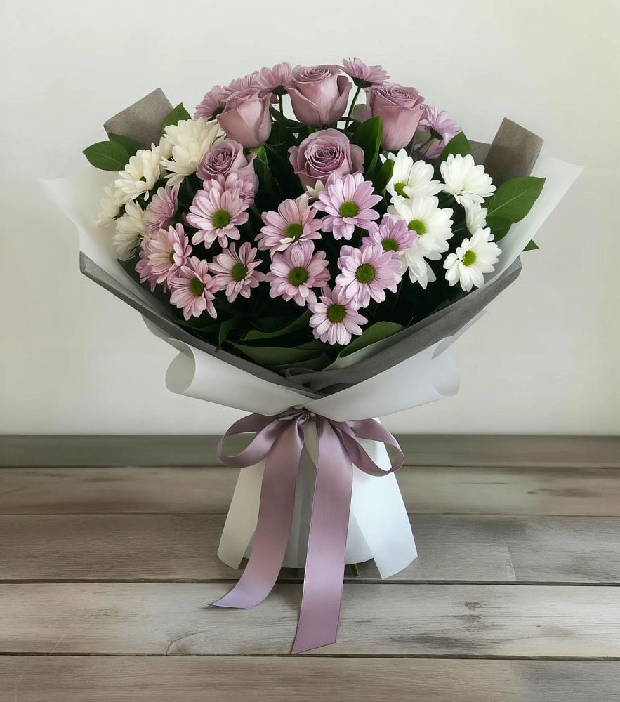 Букет цветов из: Хризантемы и Розы в Московском