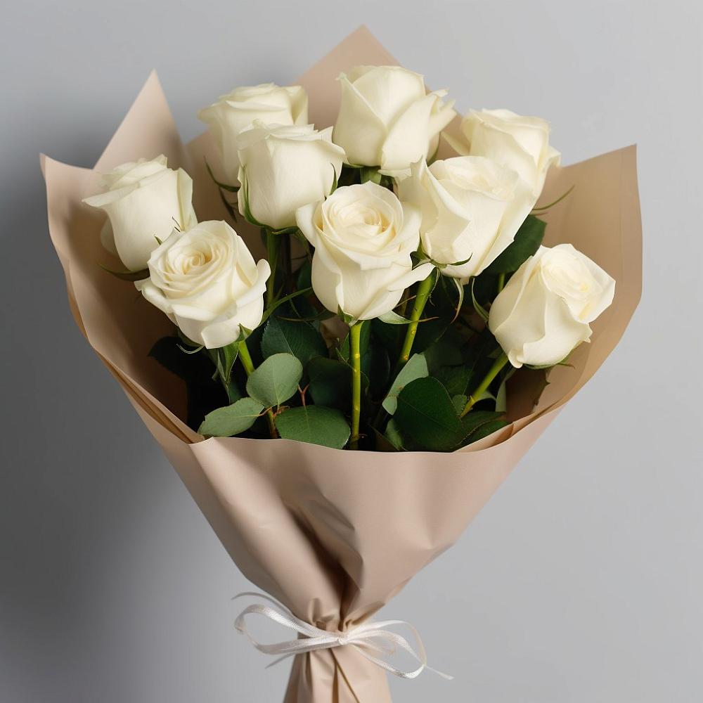 Букет 9 Белых роз Эдлесс Лав в Московском