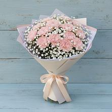 Букет цветов из:  Гвоздики в Московском