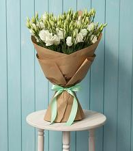 Букет цветов из:  Лизиантусы в Московском