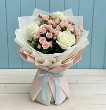 Букет цветов из:  Розы #REPLACE_PRED# Московском