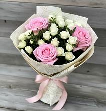 Букет цветов из:  Розы #REPLACE_PRED# Московском
