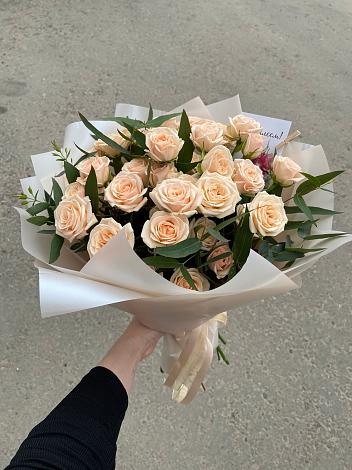 Букет Кремовые розы Латте в Московском