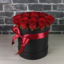 Цветочная композиция из Розы в шляпной коробке в Московском