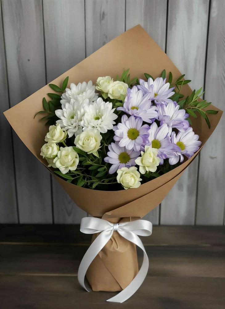 Букет цветов из: Хризантемы и Розы в Московском